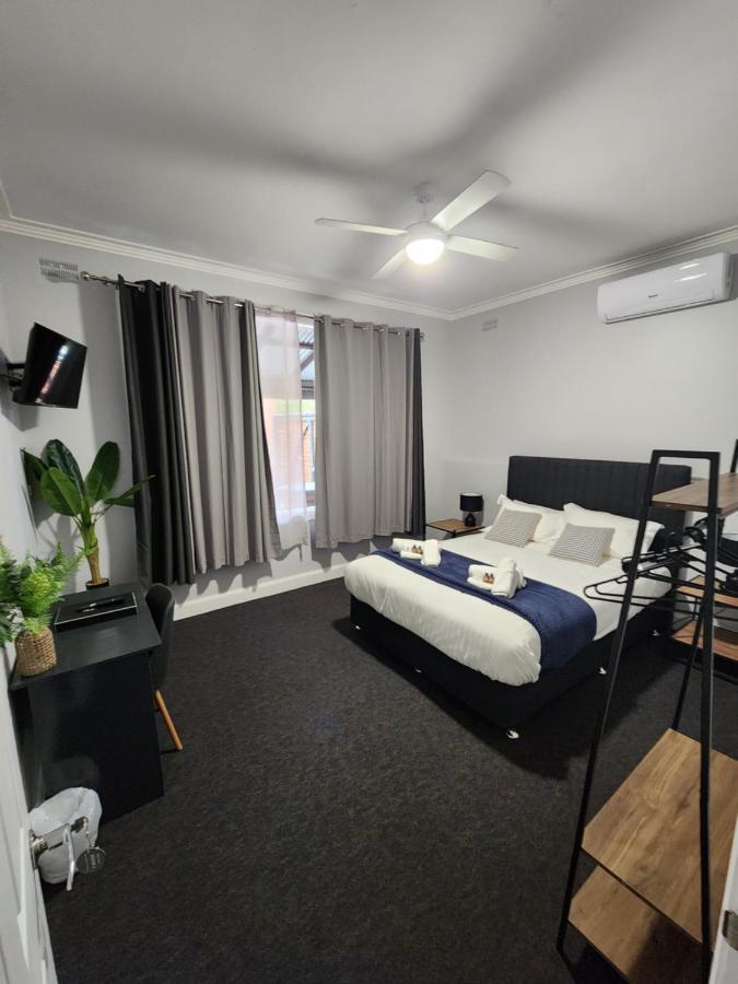 Royal Hotel Sea Lake Ngoại thất bức ảnh